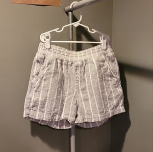 Linen White And Gray Striped Shorts